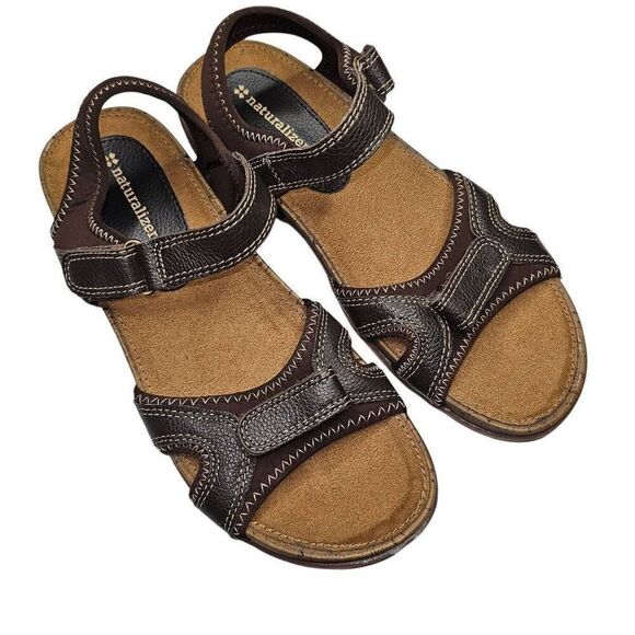 Women's NATURALIZER Monteda Leather Ankle Strap Brown Sport Sandals Size 9 - Picture 1 of 10